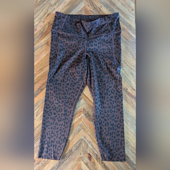 Gap Fit Size-Petite Medium Brown And Black Leopard Print Leggings - Picture 1 of 2